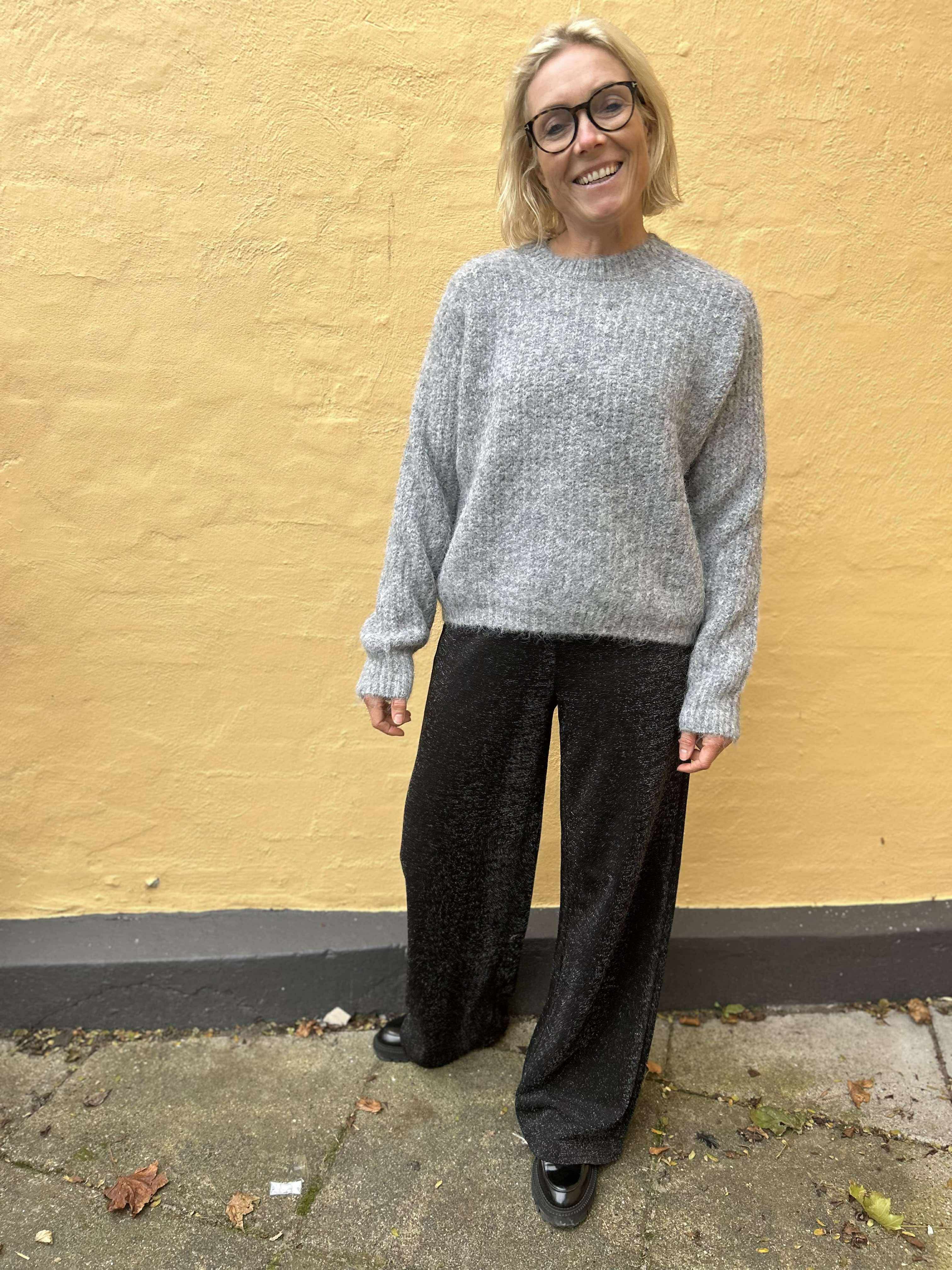 VMBERLIN Trousers - Black